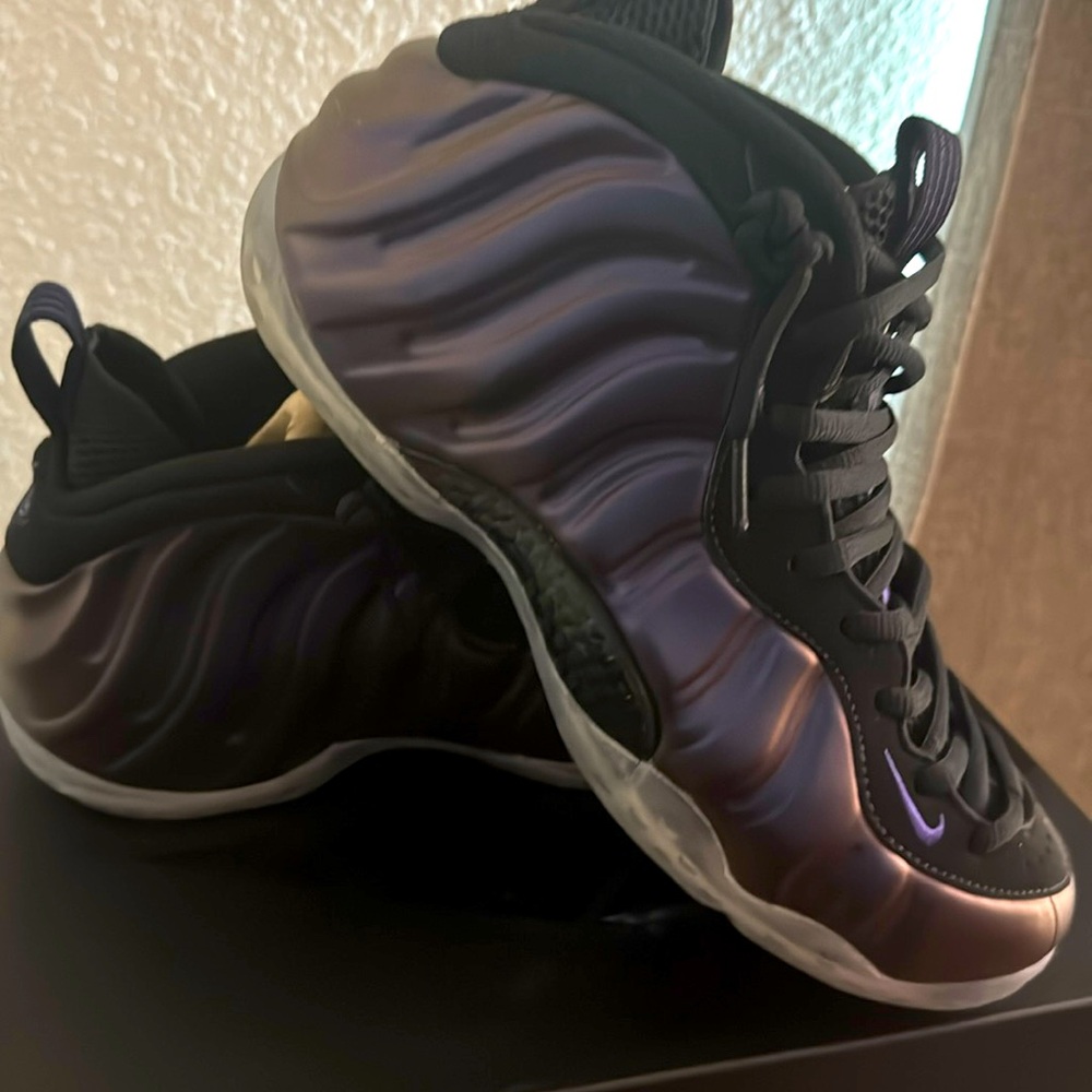 Nike Foamposites color: black & varsity purple